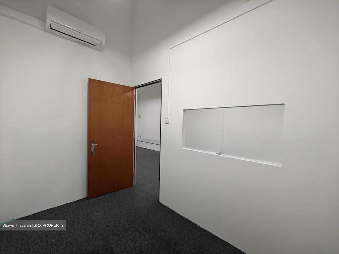Oxley Bizhub (D14), Factory #608439631